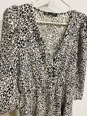 Zara Black & White Animal Print V-Neck Tiered Mini Dress